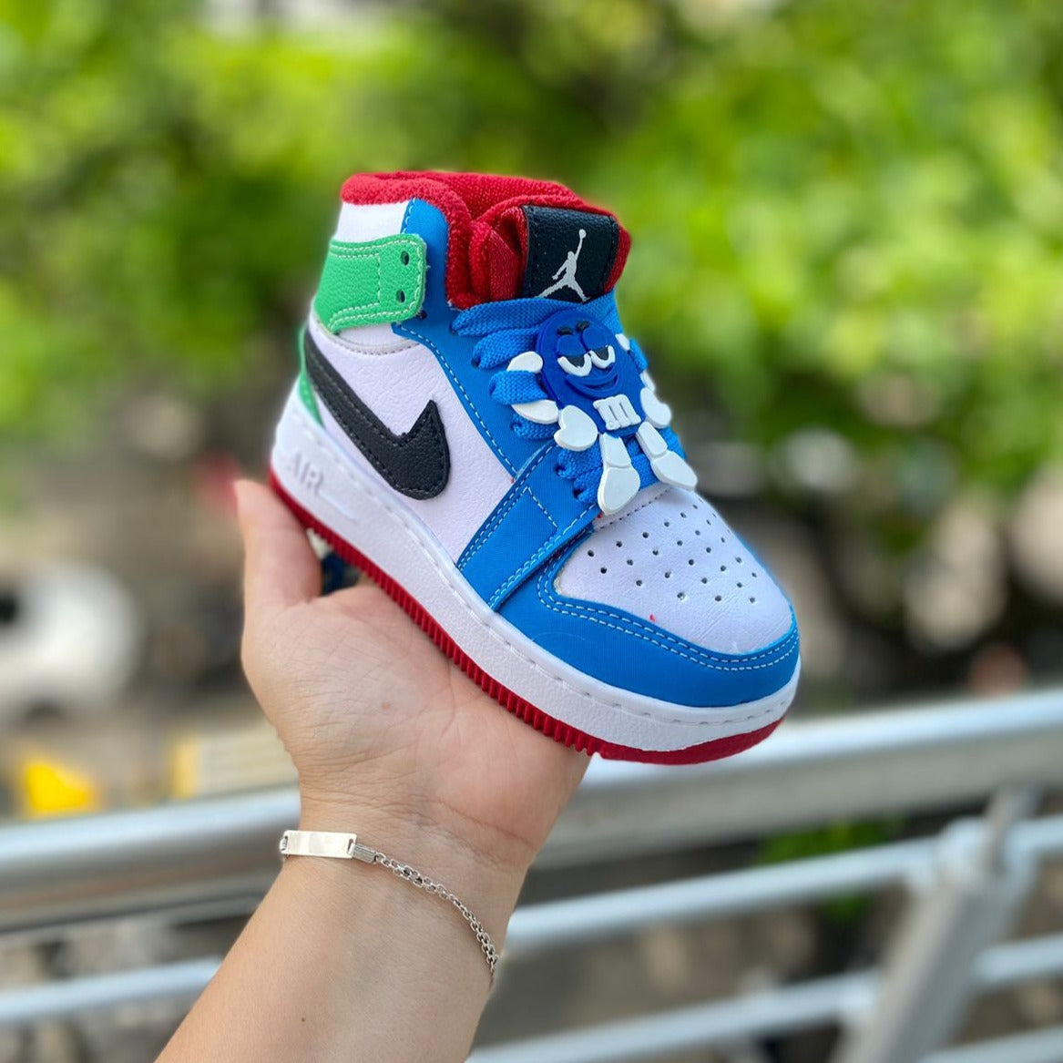 BOTA NIKE JORDAN M&M 🙀