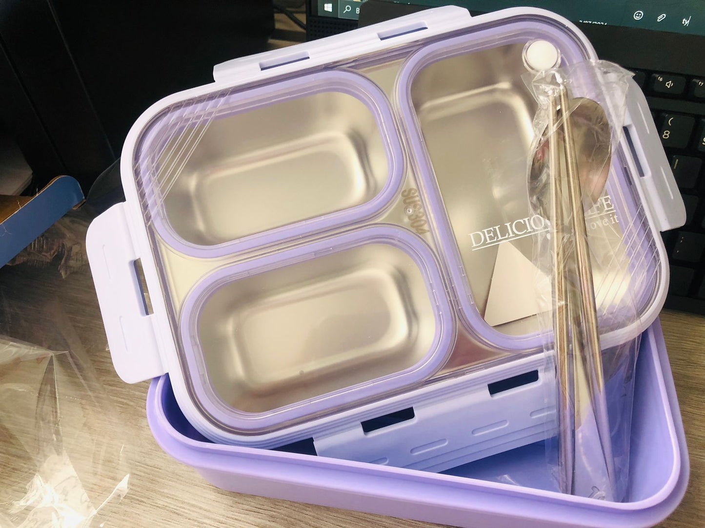 COMBO LONCHERA HERMETICA Tupperware - (REGALO-SET DE CORTADORES FRUTA)