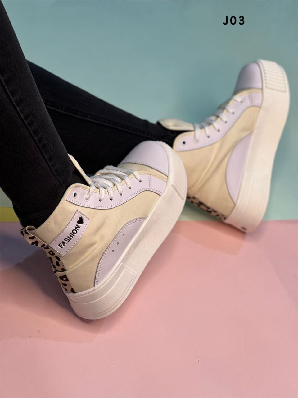 BOTAS SPORT CASUAL REF J03 02