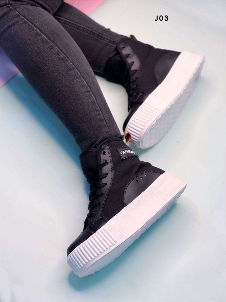 BOTAS SPORT CASUAL REF J03 02