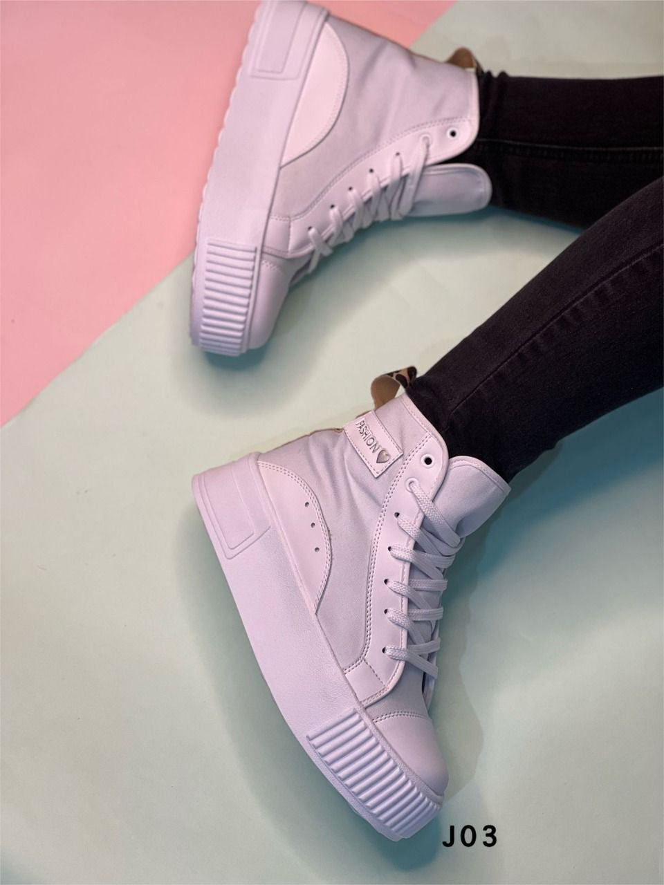 BOTAS SPORT CASUAL REF J03 02