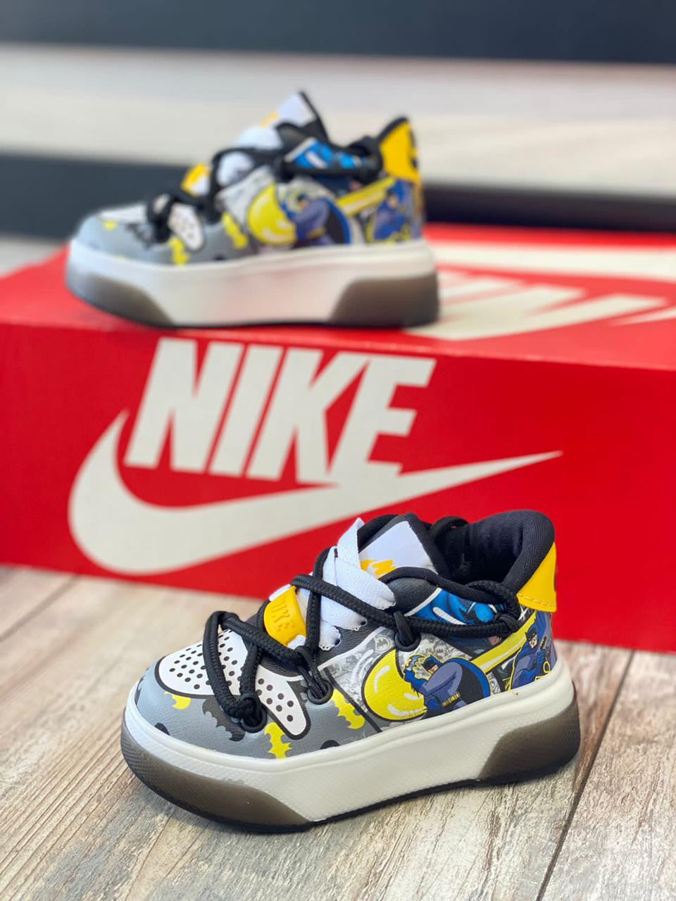 TENIS NIKEKIDS DE LUCES