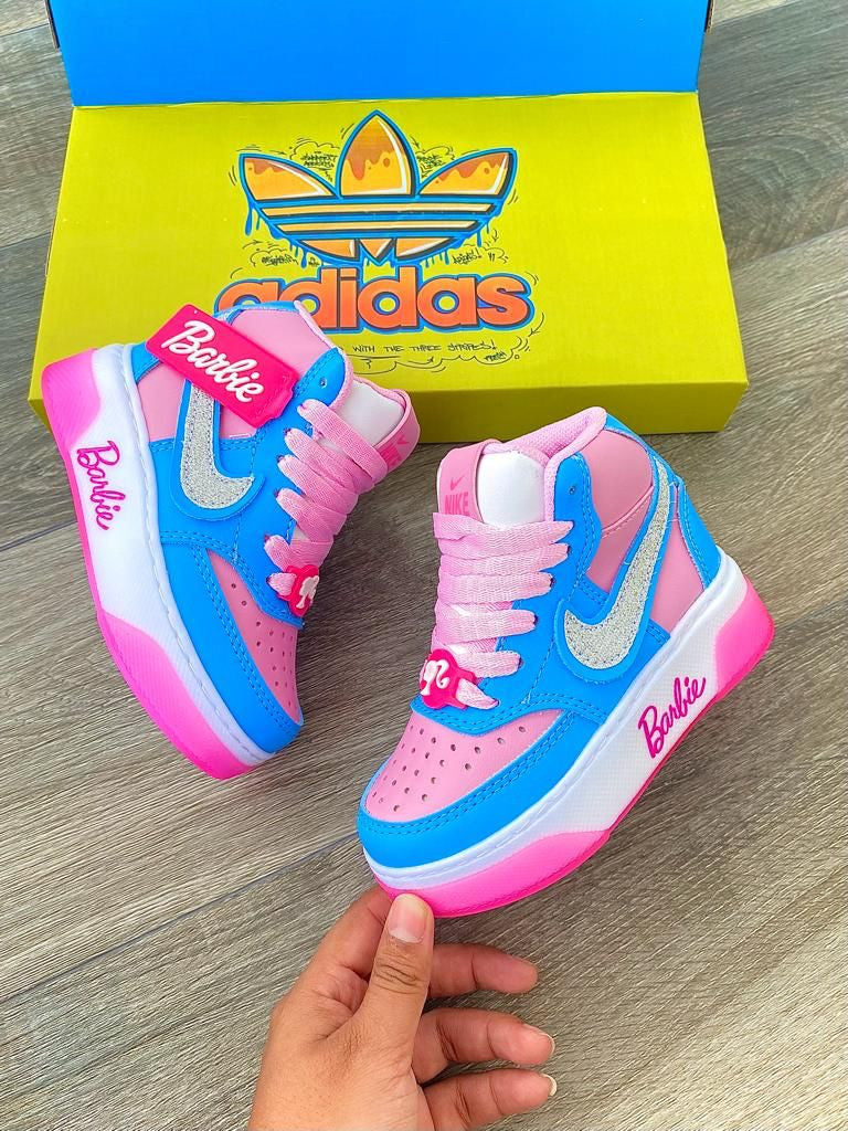 BOTA JORDAN NIKE - EDITION BARBIE ✨